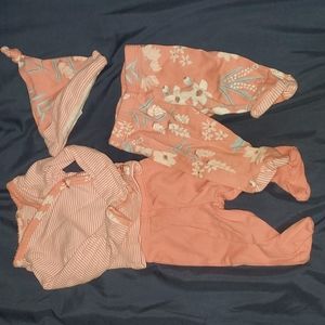 Like New Carters Newborn Matching Set